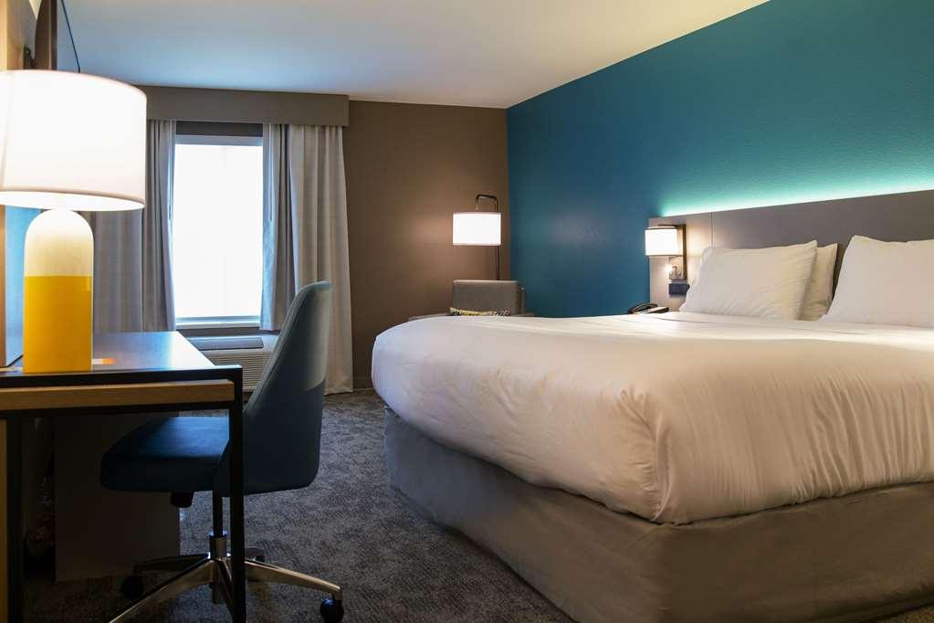 Comfort & Nw Milwaukee 2*