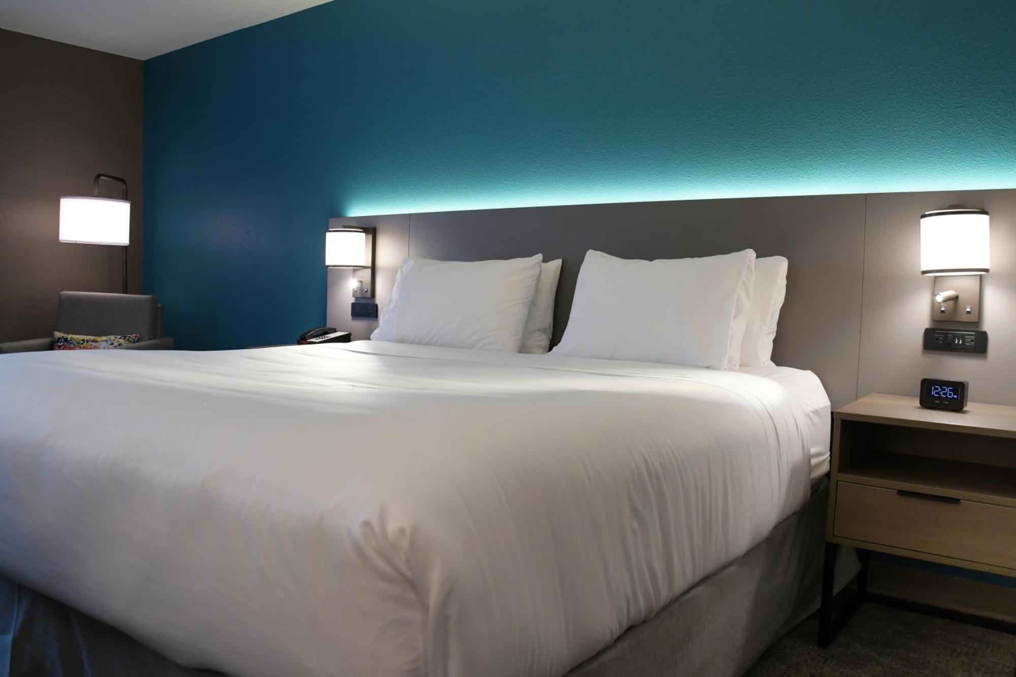 Hotel Comfort & Nw Milwaukee Germantown